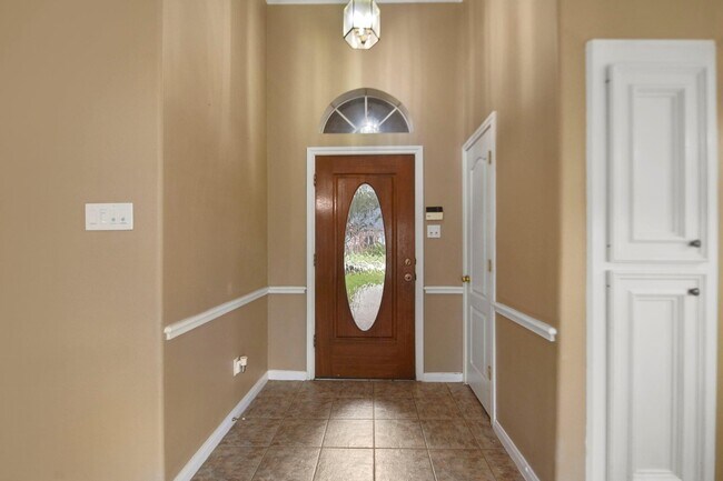 Building Photo - 21606 Windsor Castle Dr