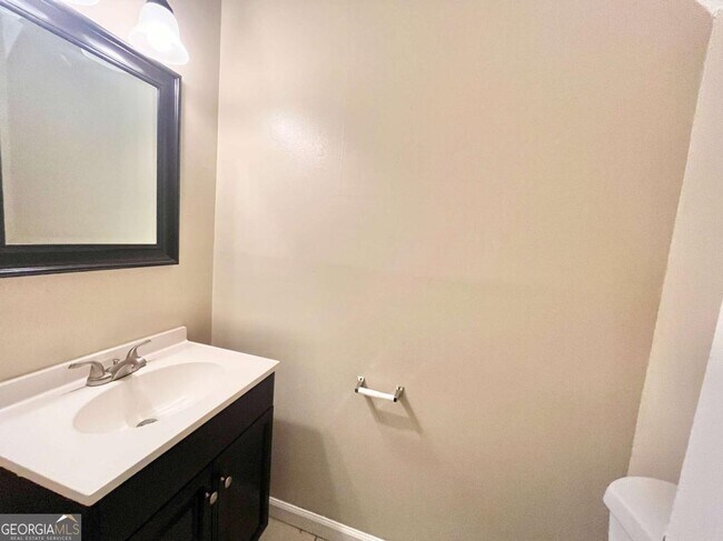 Building Photo - 100 Chalfont Dr