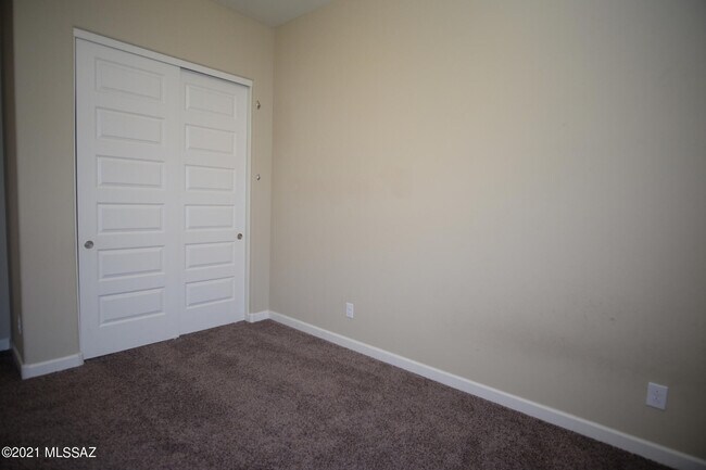 Building Photo - 3462 W Ringtail Den Way