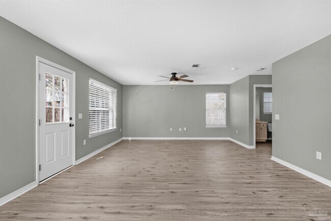 Building Photo - 6707 Cedar Ridge Cir