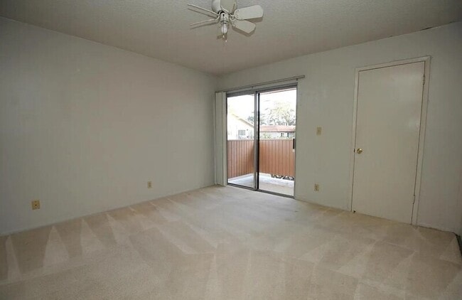 Building Photo - 409 Ellwood Beach Dr