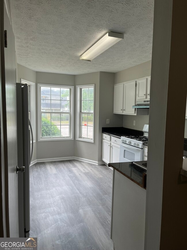 Building Photo - 9436 Cypress Ln