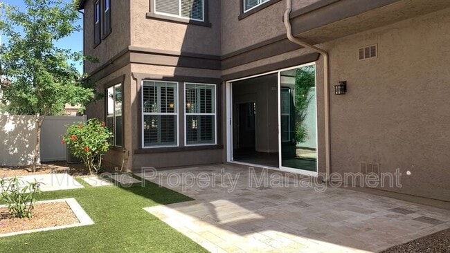 Building Photo - 2624 S Tobin