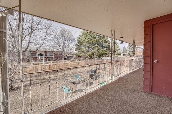 Building Photo - Dotsero1605 (BR-LN-KB)