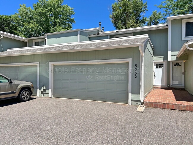 Building Photo - 3032 S Macon Cir
