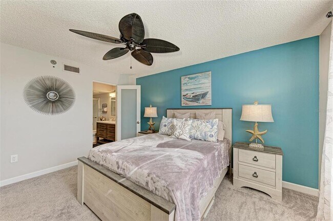 Building Photo - 4480 Fairways Blvd