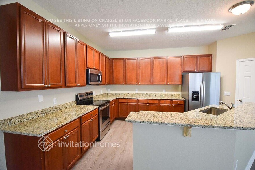 Building Photo - 825 Massy Ct