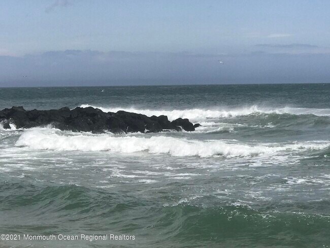 Building Photo - 24 Embury Ave