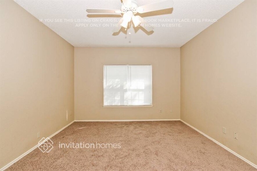 Building Photo - 1174 Lombard Ln
