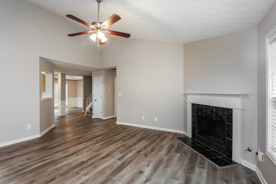 Building Photo - 1292 Poison Oak Ct SE