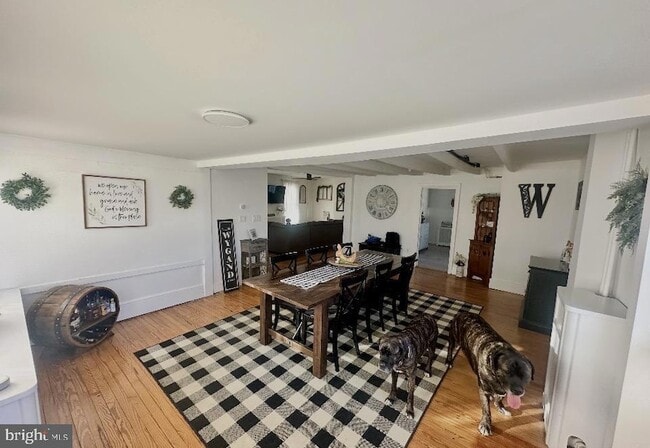 Building Photo - 567 Eldridges Hill Rd