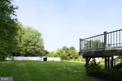 Building Photo - 102 Roosevelt Rd