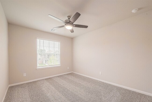 Building Photo - 2335 Tavo Trails Dr