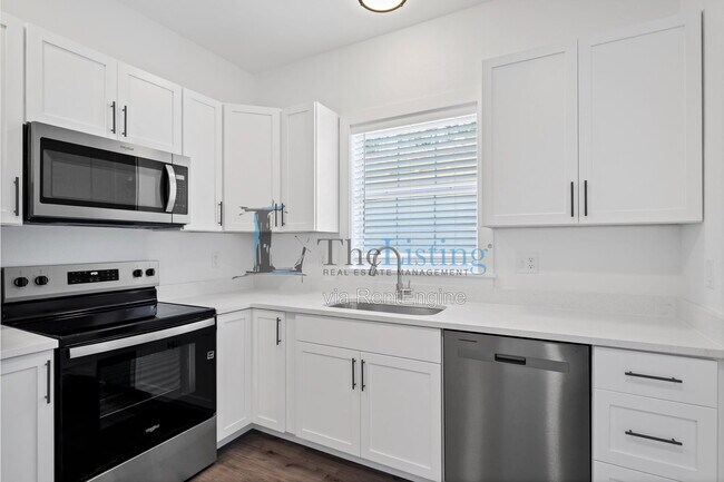 Building Photo - 12726 Taylor Nicolas Dr