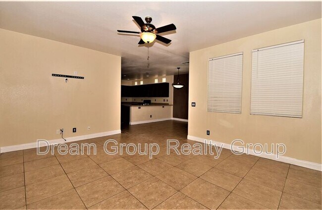 Building Photo - 10584 W Moultrie Ave