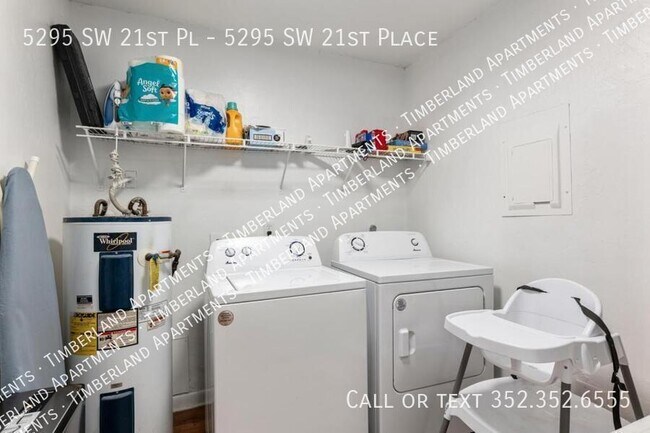 Building Photo - 5295 SW 21st Pl