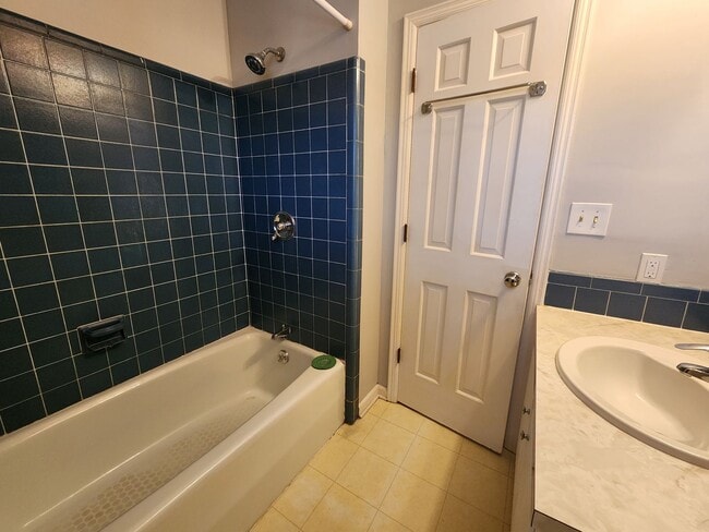 Building Photo - 4-Bedroom Home in Boonsboro Area - Lynchburg, VA