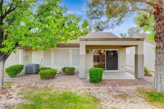 Building Photo - 1979 Joy View Ln