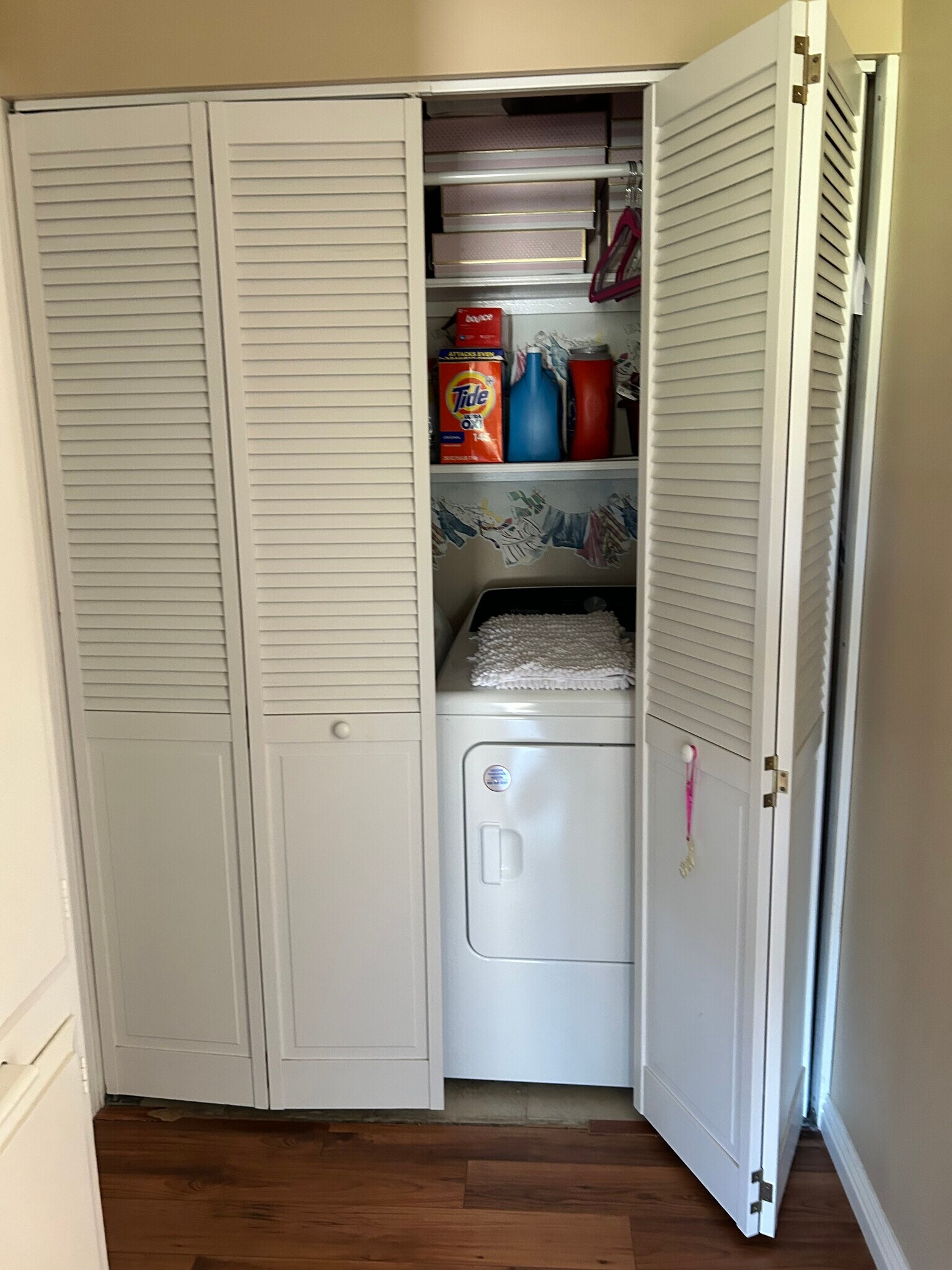 Laundry - 131 Monte Vista