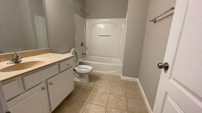 Third Floor Bathroom - 1022 Firethorne Pass