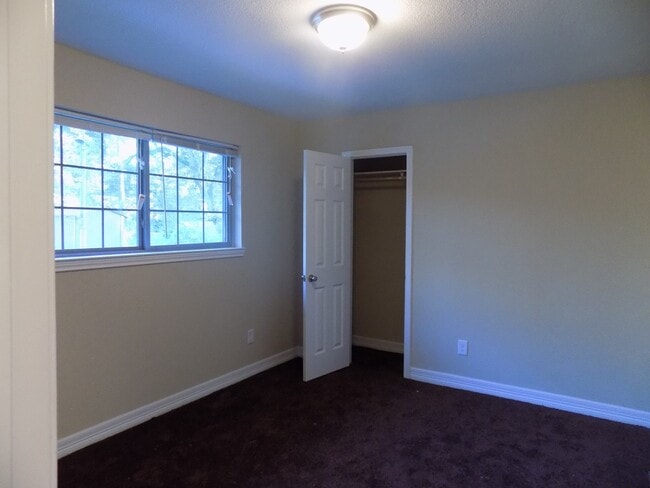 Building Photo - 12705 Pebble Creek Ln