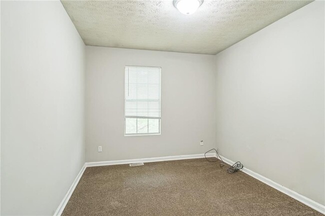 Building Photo - 5638 Fair Creek Way
