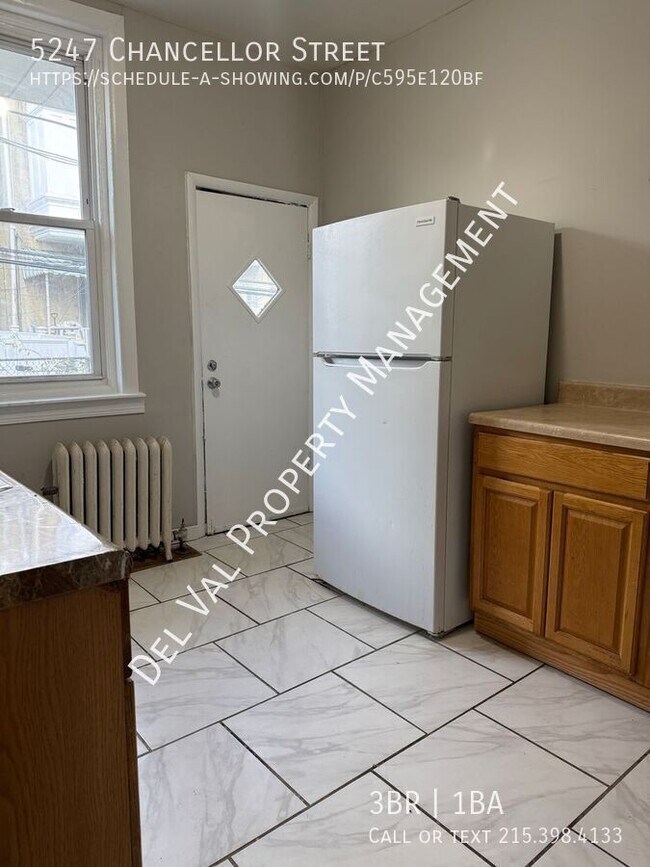 Building Photo - 5247 Chancellor St