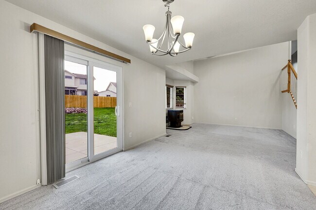 Building Photo - $2,800 - 4 Bed, 3.5 Bath Home in CO Spring...