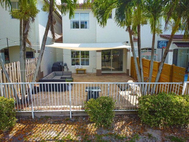 Building Photo - 6226 SW 165th Pl