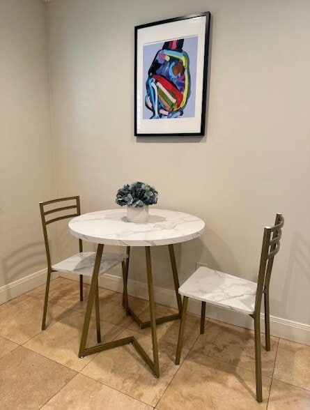 Building Photo - 6906 Alderney Dr