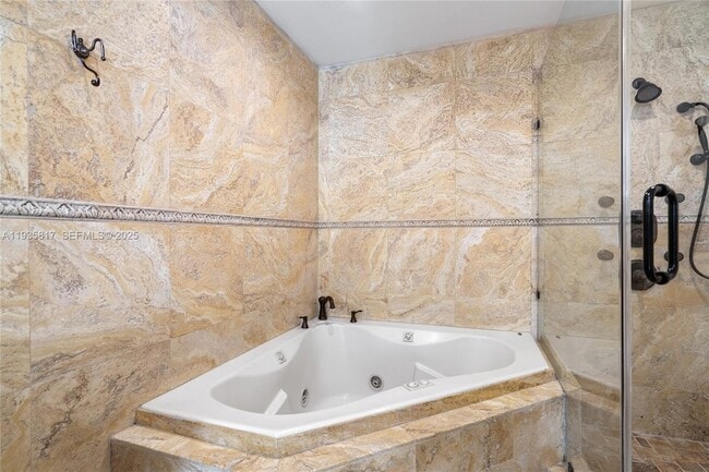 Building Photo - 13611 SW 77th St