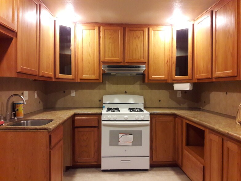 Building Photo - 8939 Mango Ave