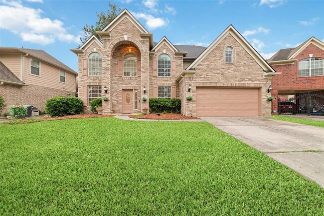 Primary Photo - 10711 Castle Hills Ct