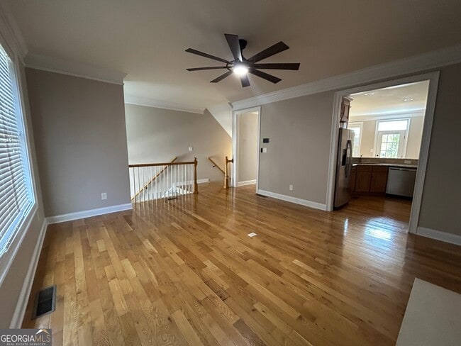 Building Photo - 405 Lexington Village