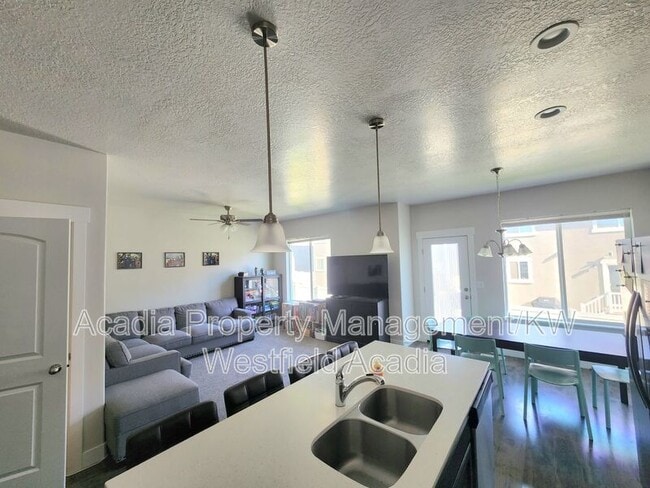 Building Photo - 3982 W 1650 N