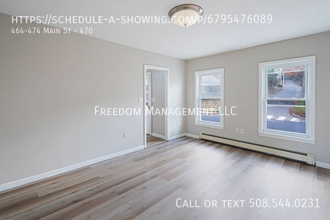 Building Photo - 464-474 Main St-470