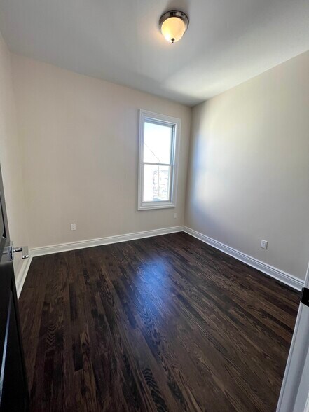 Building Photo - 38 Belmont Ave