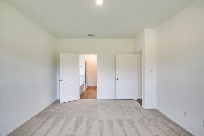 Building Photo - 232 Canley Lp