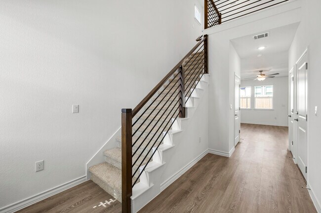 Building Photo - 5304 Jason Dr