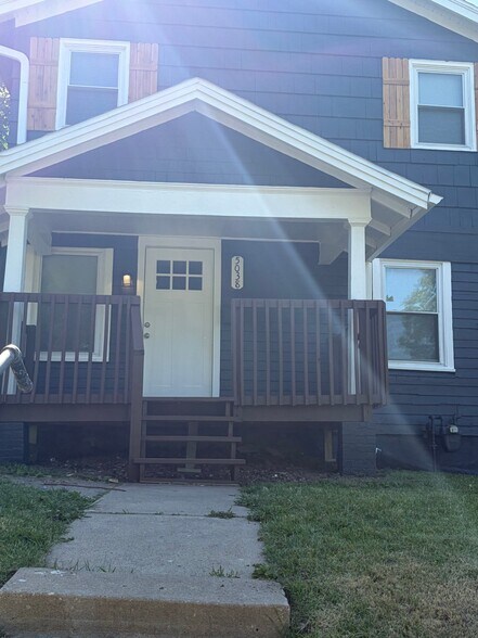 Building Photo - 5038 S Benton Ave