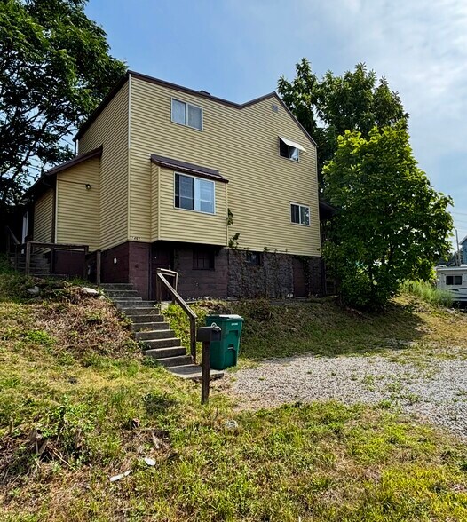 Building Photo - 1461 Collier Ave