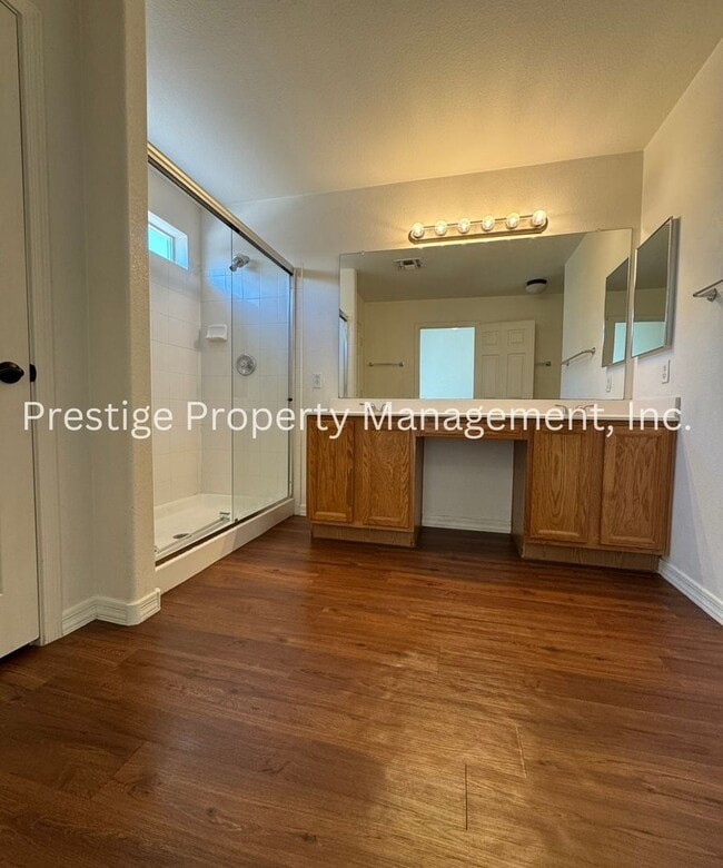 Building Photo - Check out this New Listing Located in East...
