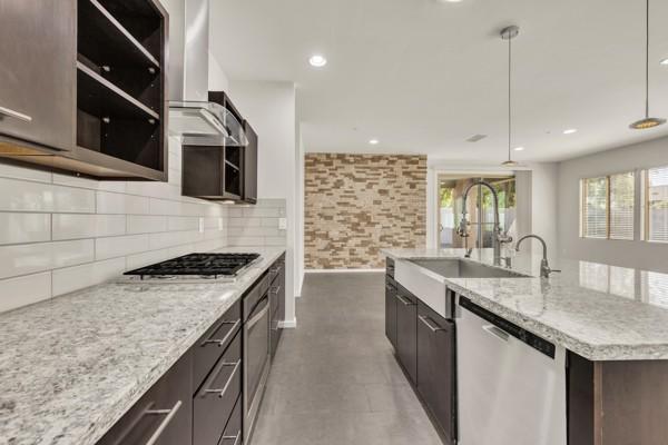 Building Photo - 1665 E Lafayette Ave