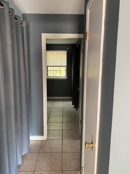 Building Photo - 1863 Nekoma Ct