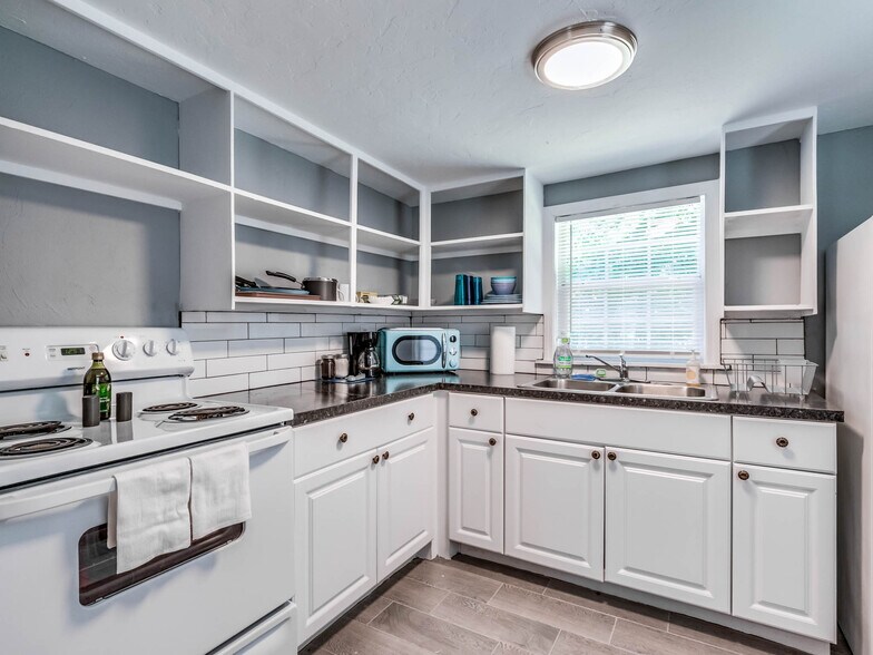 Building Photo - 1145 NW 48th St