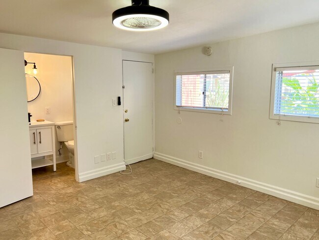 Building Photo - Studio in North Park - Freshly Painted, Co...
