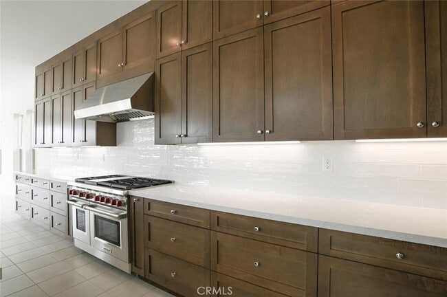 Building Photo - 20552 Edgewood Ct
