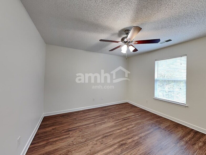 Building Photo - 4322 Wills Way