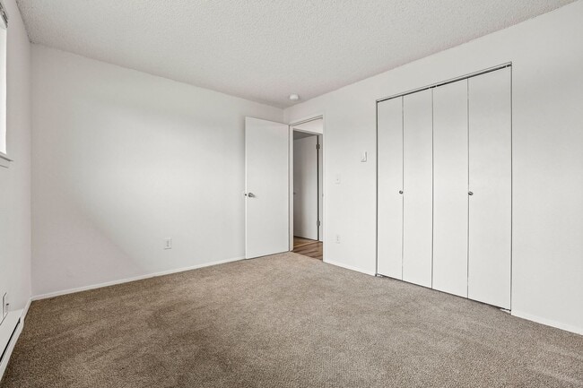 Building Photo - Private 2BR Standalone Home | Spacious 895 Sq Ft Living in Auburn