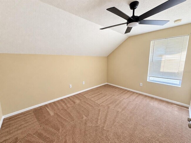 Building Photo - 6509 Bridgecrest Dr